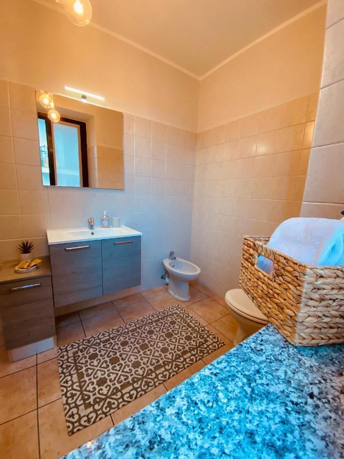 Corte 22 B&B E Appartamenti Borgomanero Luaran gambar