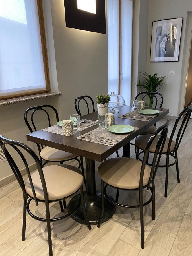 Corte 22 B&B E Appartamenti Borgomanero Luaran gambar