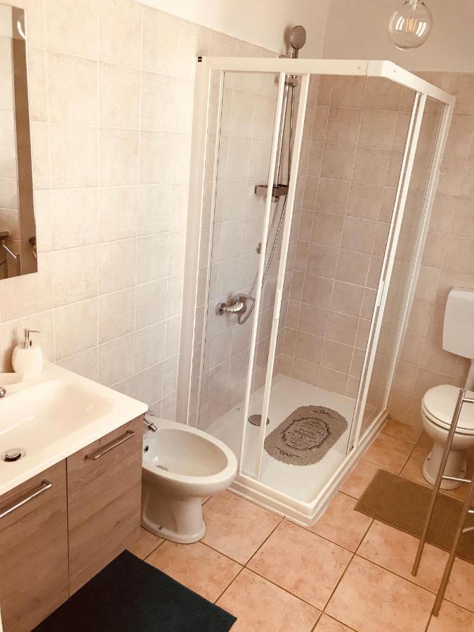 Corte 22 B&B E Appartamenti Borgomanero Luaran gambar